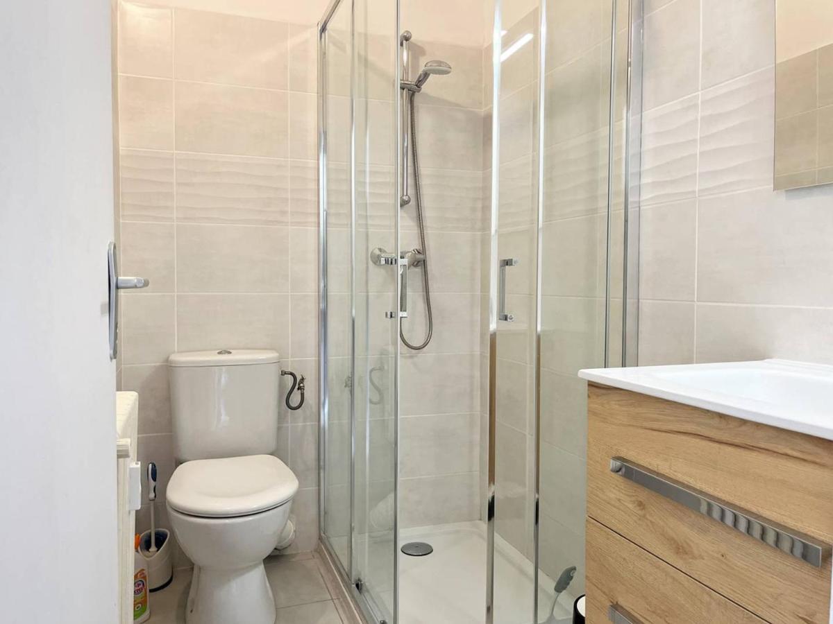 Studio Lumineux 4 Couchages Pres De La Plage Avec Options Linge Et Wifi - Fr-1-251-433 Le Lavandou Bagian luar foto